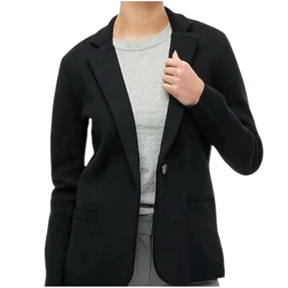 J. Crew womens Sweater knit Blazer, Black Size SM Office Chic 3 button pockets